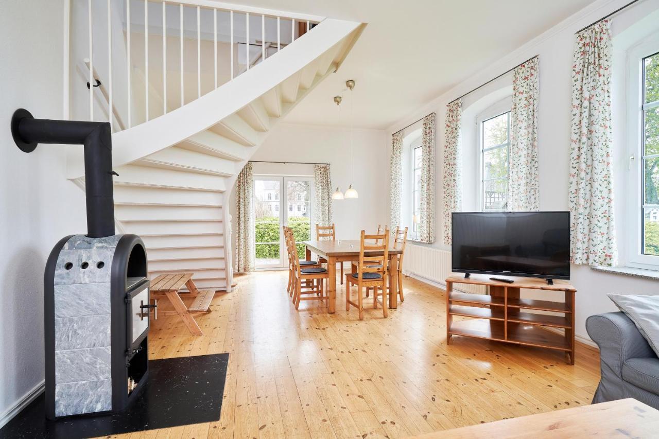 Ferienwohnungen Gut Oestergaard Steinberg  Kamer foto